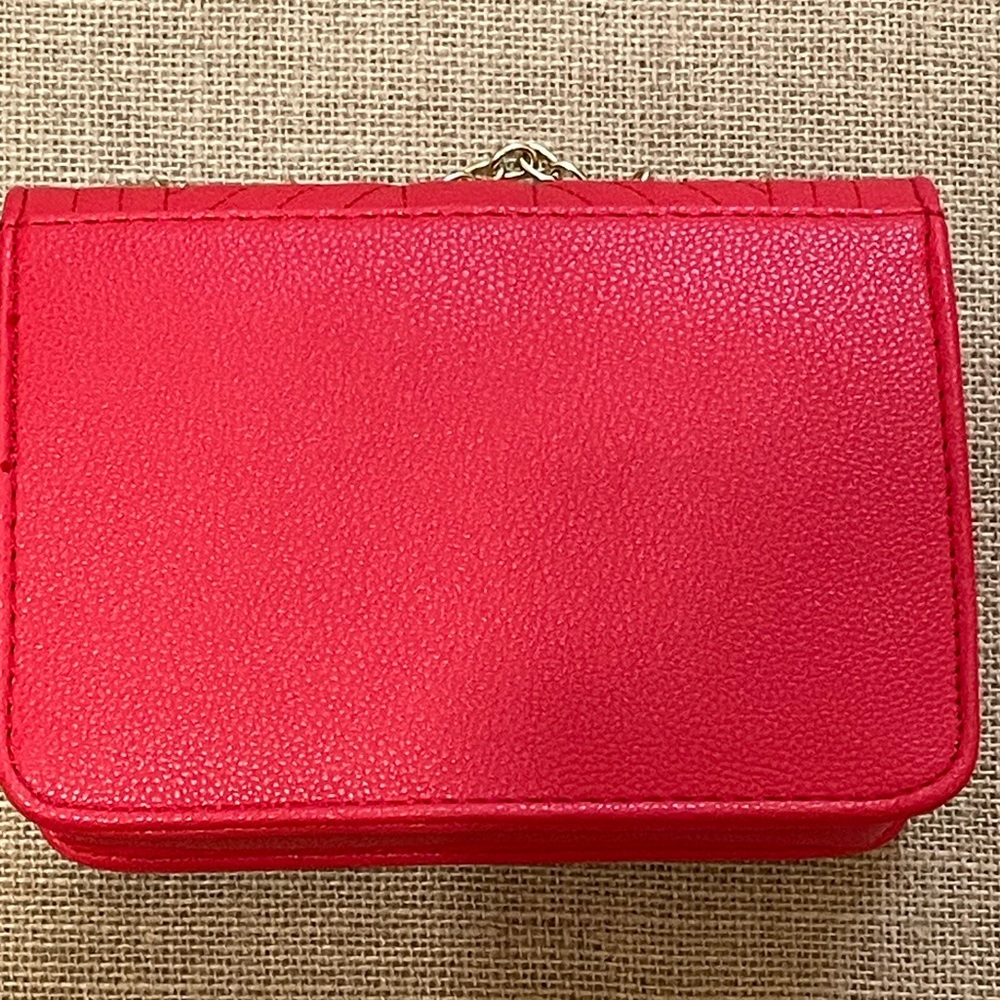 Red Crossbody Shoulder Handbag - Picture 2 of 6